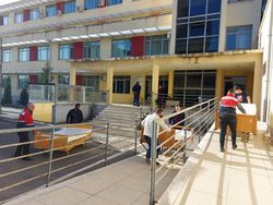 Der albanischen Partnerverband der Malteser in der Erzdiözese Köln „Organizata Shqiptare e Urdhrit të Maltës“ liefert 20 elektrischen Betten an das örtliche Krankenhaus in Shkodra für die Covid-Station.